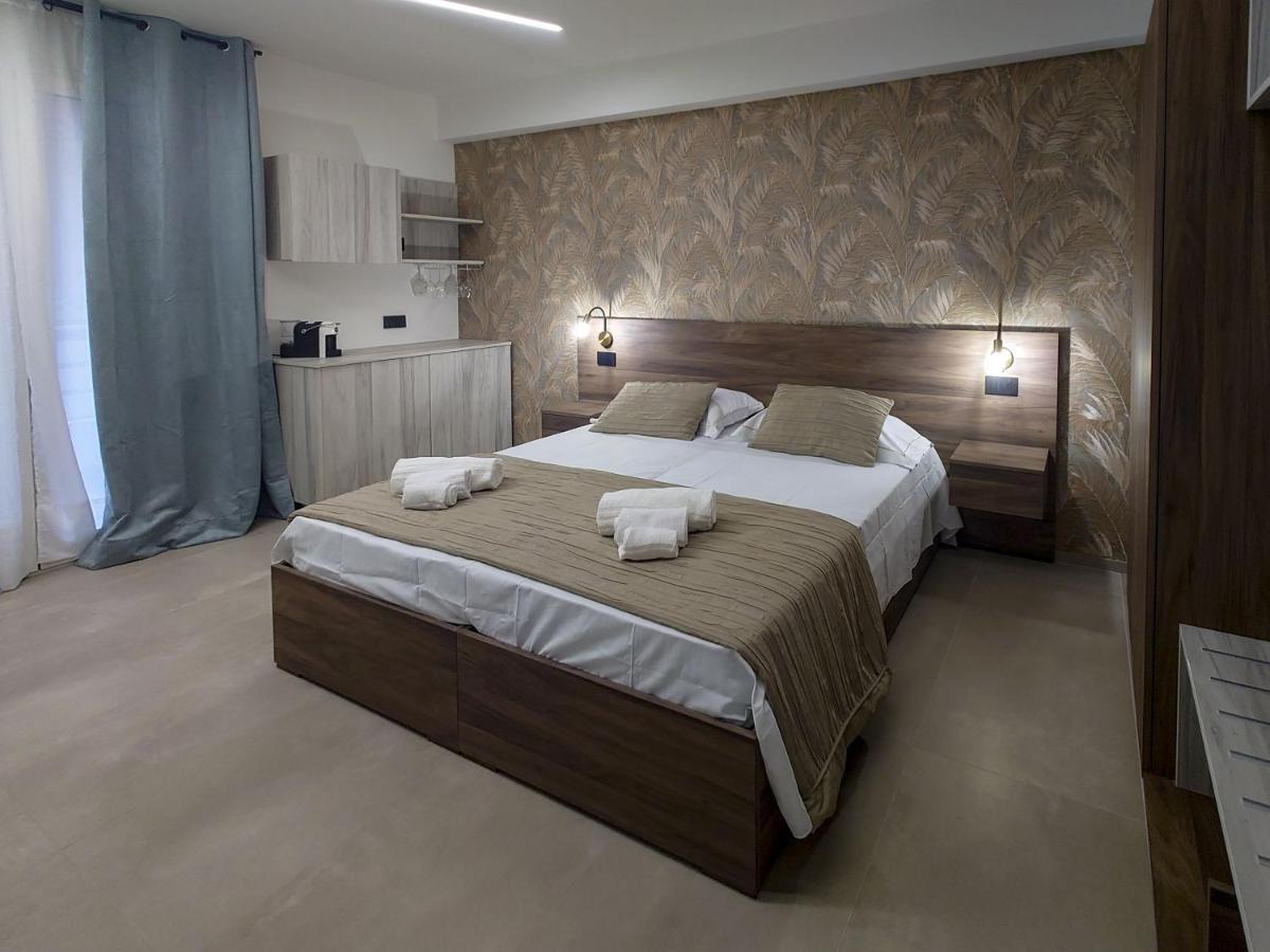 Don Turi - Charming Room Giardini Naxos Kültér fotó